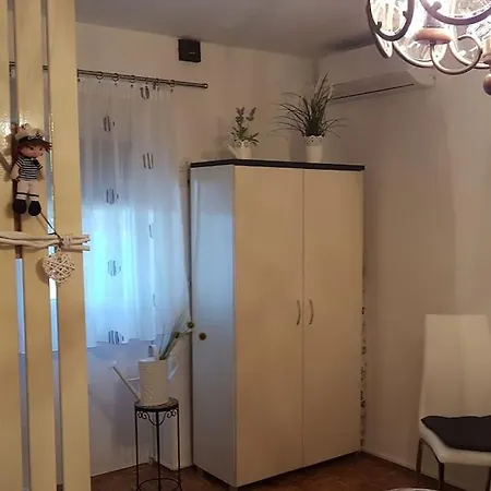 Mak Appartamento Omiš